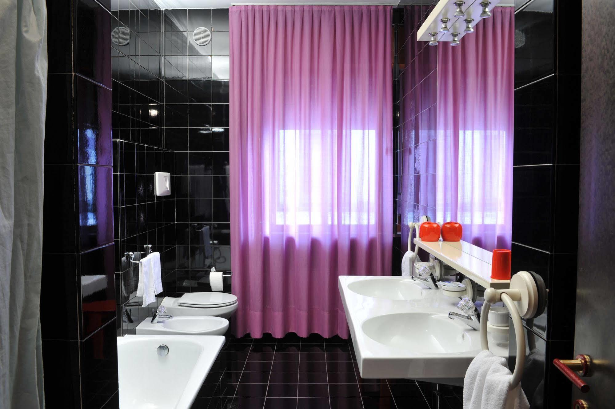 Hotel Ariane Тиене Екстериор снимка